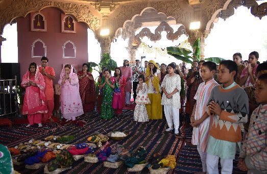 Group prayer and offerings